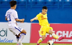 Tranh cãi trọng tài ở giải U19 quốc gia