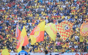 HLV TPHCM chê Nam Định 'đá xấu' như 20 năm trước