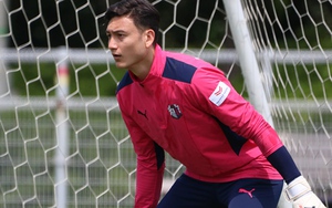 HLV Park Hang Seo tiếp tục tin vào Văn Hậu, Văn Lâm