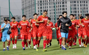 Hùng Dũng buộc HLV Park Hang Seo phải thận trọng