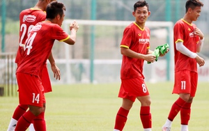 HLV Park Hang Seo gây bất ngờ với Hai Long