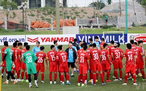 V-League đá tập trung và bài toán cho HLV Park Hang Seo