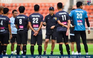 Tuyển Thái Lan mất 15 tỷ khi sa thải HLV Akira Nishino