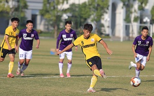 Thầy Công Phượng tìm tài năng cho Học viện Nutifood JMG