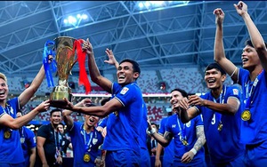 Thái Lan chưa gia hạn hợp đồng với HLV Polking