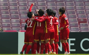 Bích Thùy: Từ nỗi đau mất cha đến 'người hùng' World Cup