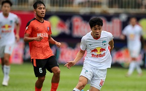 Công Phượng khiến HAGL lâm nguy