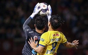 Bùi Tiến Dũng được khen dù mắc lỗi