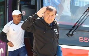 Tiến Linh đón thầy mới