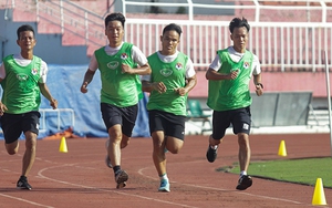 56 trọng tài và trợ lý 'bở hơi tai' vượt qua kỳ sát hạch