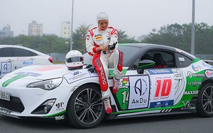 Nữ tay đua Việt đi vào lịch sử trường đua Pháp