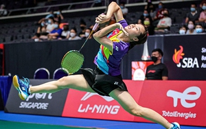 Thùy Linh thẳng tiến chung kết giải cầu lông quốc tế