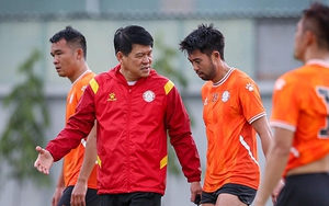 Lee Nguyễn nhận thưởng 'khủng' nếu cùng TPHCM trụ hạng