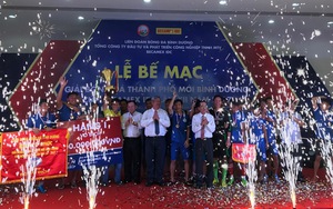 Bình Hòa Tân Phước Khánh bảo vệ thành công chức vô địch giải phong trào lớn nhất miền Nam
