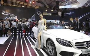 Mercedes-Benz giới thiệu C-Class mới tại Triển lãm Ô tô Việt Nam 2017