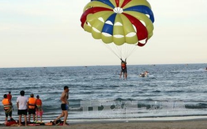 Thời tiết 1/8: Hà Nội được 'giải nhiệt' bằng mưa giông