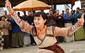 ‘Năm ấy hoa nở trăng vừa tròn’ tập 1-2: Mới ra mắt Tôn Lệ đã ‘gây nghiện’