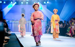 Con gái cưng của Ngọc Diễm diễn thời trang áo dài của Hoa hậu Ngọc Hân