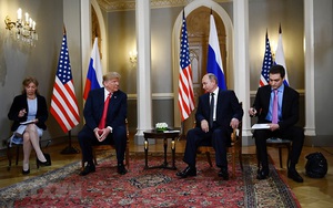 Cận cảnh cuộc gặp thượng đỉnh giữa ông Putin và ông Trump