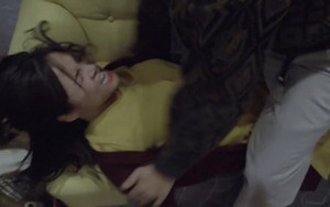 'Về nhà đi con': Khải điên cuồng cưỡng bức Huệ, Vũ và Thư tất bật lo đám cưới