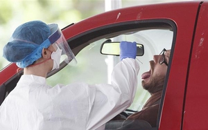 Dịch COVID-19: Bang Washington (Mỹ) tạm ngừng chuyển sang giai đoạn 4