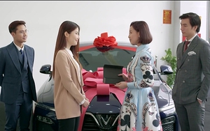 Tình yêu và tham vọng: Minh và Tuệ Lâm tặng ô tô chào đón Linh trở về Hoàng Thổ
