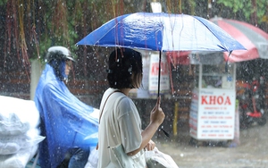 Đêm 6/7, các khu vực trong cả nước đều có mưa và dông, đề phòng thời tiết nguy hiểm