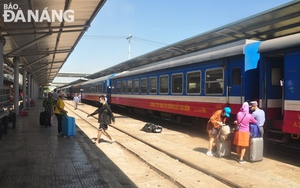 Đường sắt lập thêm tàu từ Đà Nẵng đi Hà Nội, TP. Hồ Chí Minh để giải tỏa khách