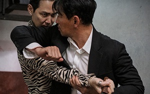 'Truy cùng giết tận' làm mưa làm gió phòng vé Hàn, vượt 'bom tấn' 'Bán đảo Peninsula'