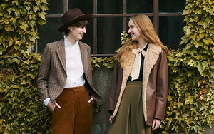 Ngắm bộ sưu tập thời trang Thu Đông 2020 tôn vinh phụ nữ yêu tự do thập niên 70