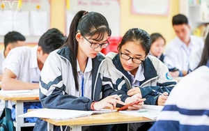 'Nới lỏng' quy định về sử dụng điện thoại trong giờ học: Cần định hướng học sinh đúng mục đích