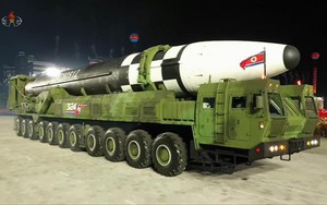 Triều Tiên trình làng tên lửa đạn đạo mới