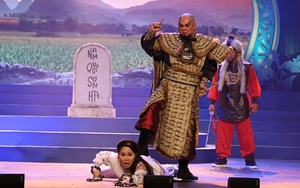 Trao huy chương cho các tài năng diễn viên sân khấu cải lương Trần Hữu Trang