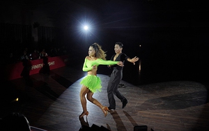 Hồng Việt - Thu Trang thực hiện đêm biểu diễn nghệ thuật Khiêu vũ thể thao sau 10 năm