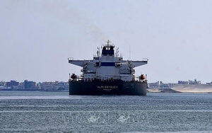 Kênh đào Suez đạt doanh thu kỷ lục trong năm 2021