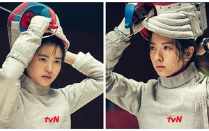 'Tuổi 25, tuổi 21' tập cuối: Baek Yi Jin bỏ nghề, Hee Do - Yu Rim thành đối thủ