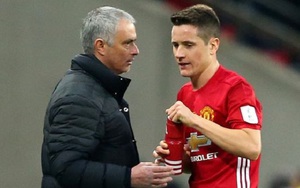CĐV Man United CẦU XIN Mourinho trao băng đội trưởng cho Herrera