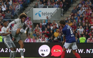 Valerenga 0-3 Man United: Fellaini mở tỉ số trước tin đồn ra đi, Lukaku tiếp tục nổ súng