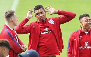 BÁO ĐỘNG: Cầu thủ Anh thất thế tại Premier League!