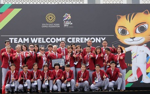 Quốc kỳ Việt Nam tung bay tại lễ thượng cờ SEA Games 29