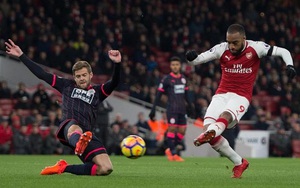 CẬP NHẬT sáng 30/11: Lacazette nghỉ trận gặp M.U. Conte xin lỗi trọng tài sau khi bị đuổi