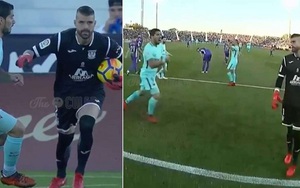 Bị chơi xỏ, Luis Suarez 'trả thù' bằng cách không thể ngọt ngào hơn!