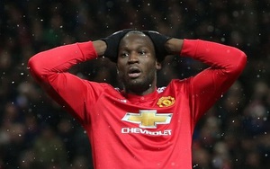 CHẾT CƯỜI: Lukaku lại kiến tạo cơ hội ghi bàn mười mươi cho đối thủ