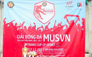 1.000 ngày quen nhau, fan 'Quỷ đỏ' tỏ tình ở giải bóng đá MUSVN miền nam