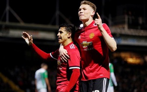 Alexis Sanchez đã ghi dấu ấn đầu tiên trong chiến thắng của M.U