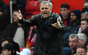 Man City vô địch sớm, Mourinho tức tốc lên chiến lược mua sắm cho mùa giải mới