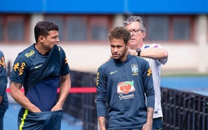 Lo bị đội khác do thám, Brazil cho dựng bình phong ở sân tập