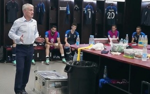 Lộ clip Deschamps yêu cầu học trò 'chuyền bóng cho Mbappe khi có thể' trận gặp Croatia