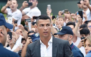 Ronaldo ra mắt Juventus: Gây sốt khủng khiếp, che mờ Pháp vô địch World Cup