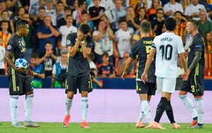 Valencia 0-2 Juventus: Ronaldo bị treo giò mấy trận? Trọng tài mắc sai lầm là ai? Có VAR thì đã khác?